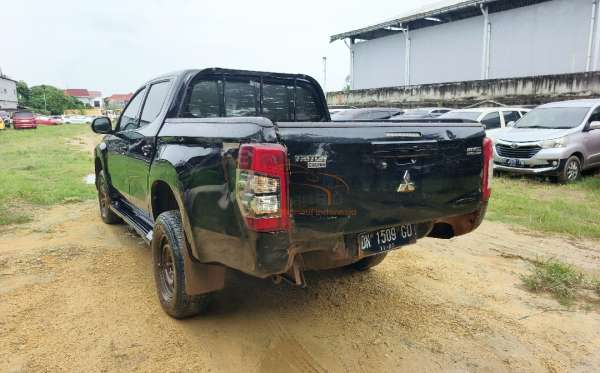 MITSUBISHI DC EXCEED (4X4)