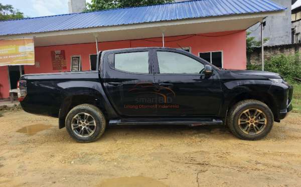 MITSUBISHI DC EXCEED (4X4)