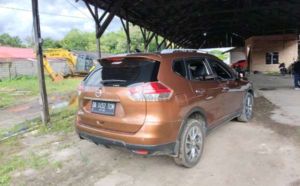 NISSAN X TRAIL 2.5