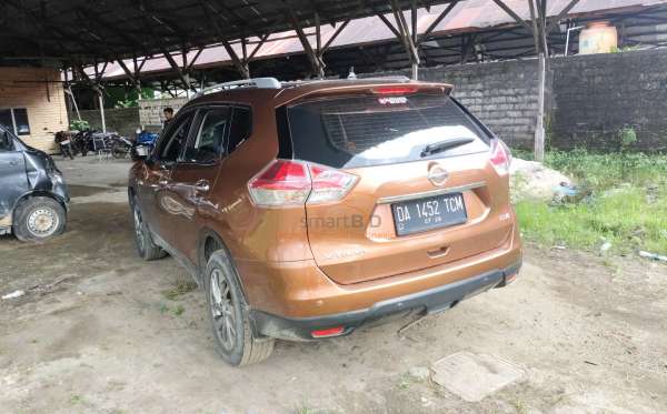 NISSAN X TRAIL 2.5