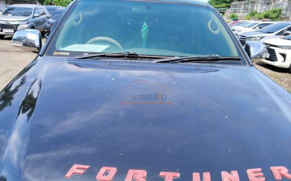 TOYOTA FORTUNER G 2.5