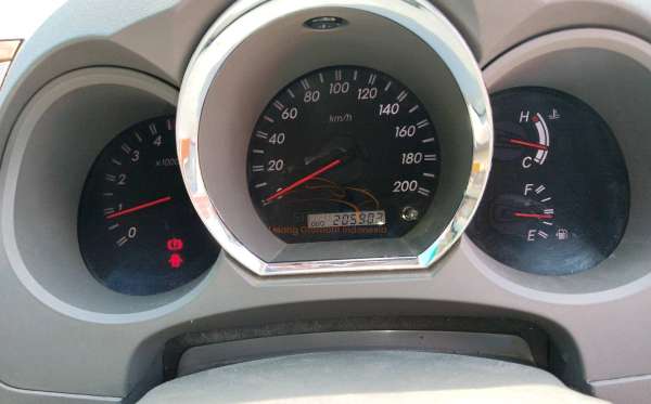 TOYOTA FORTUNER G 2.5