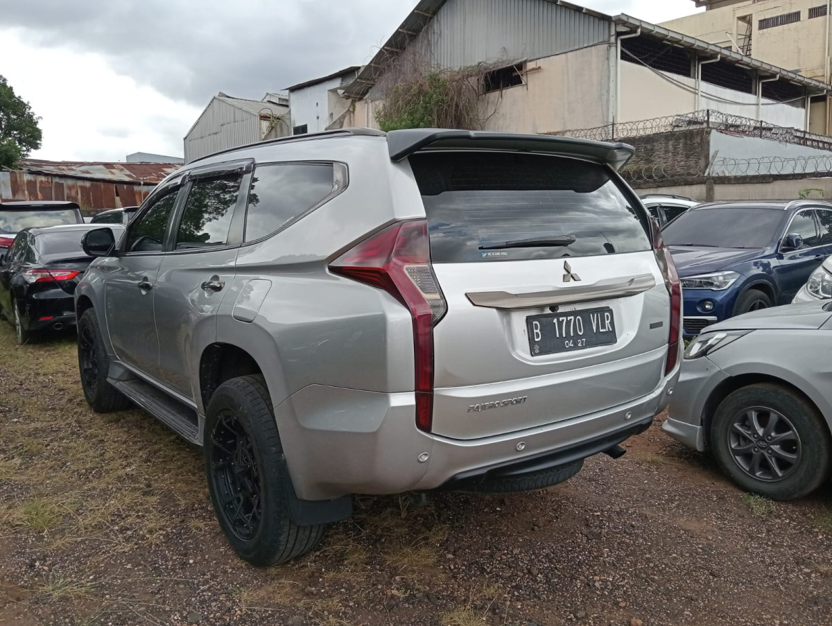 MITSUBISHI  PAJERO  SPORT 2.4L DAKAR-L (4X2)