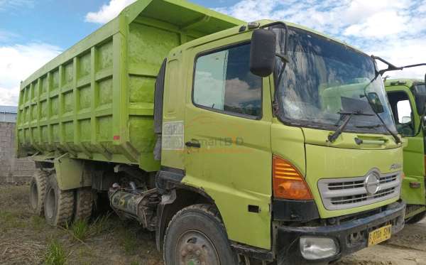 HINO FM 285 TI