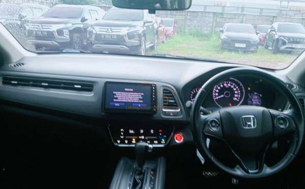 HONDA HRV RU1 1.5 E PLUS