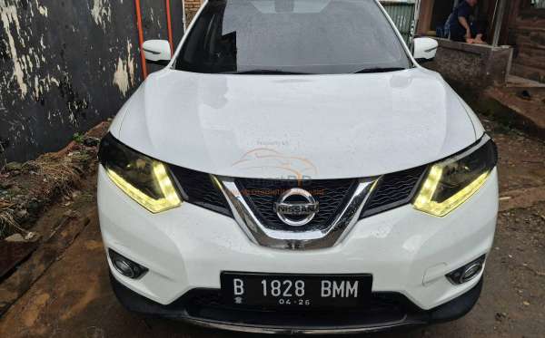 NISSAN X TRAIL 2.5