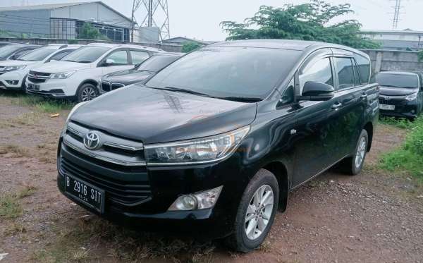 TOYOTA INNOVA G