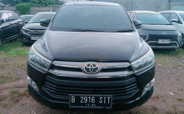 TOYOTA INNOVA G
