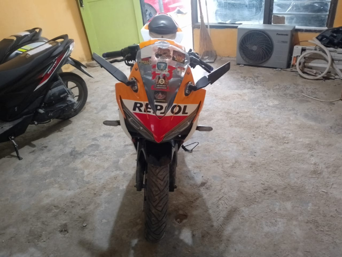 SMARTBID x ADIRA | HONDA CBR 150 REPSOL