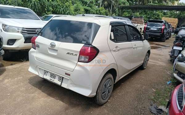 DAIHATSU AYLA