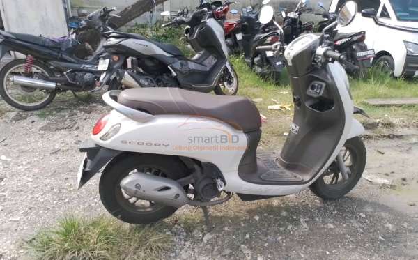 HONDA SCOOPY