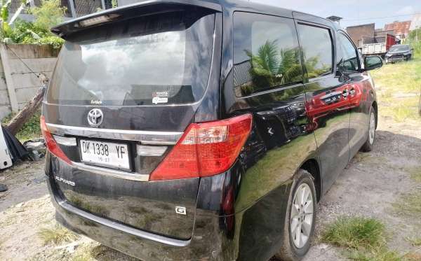 TOYOTA ALPHARD 2.4
