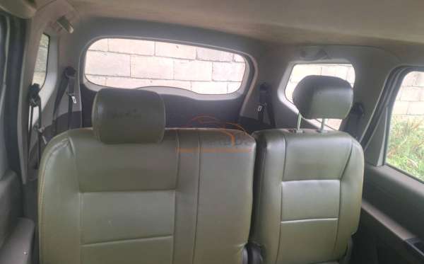 WULING CONFERO