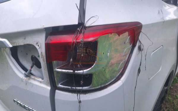 WULING CONFERO