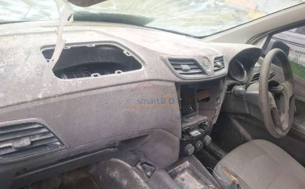 WULING CONFERO