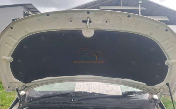 WULING CONFERO