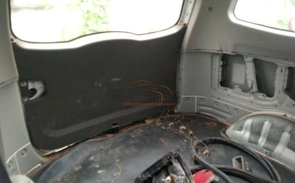 WULING  CONFERO