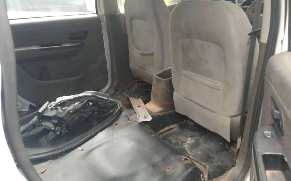 WULING  CONFERO