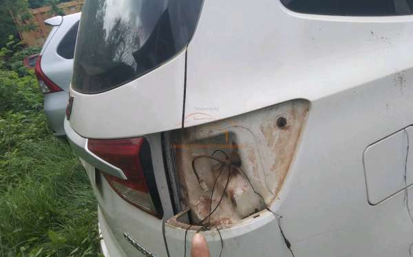 WULING  CONFERO