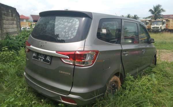 WULING  CONFERO  1.5 (4X2)
