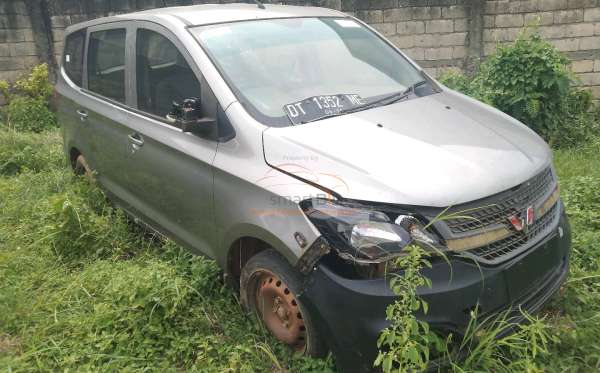 WULING  CONFERO  1.5 (4X2)