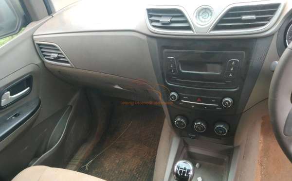 WULING  CONFERO  1.5 (4X2)