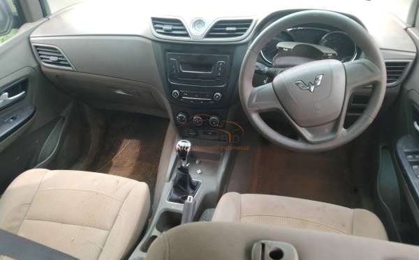 WULING  CONFERO  1.5 (4X2)