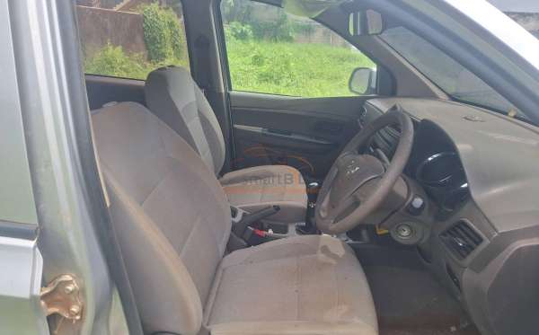 WULING  FORMO
