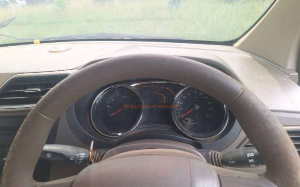 WULING  FORMO