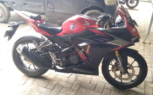 HONDA  CBR 150