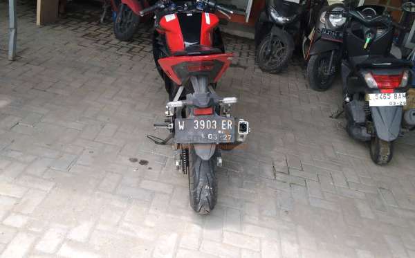 HONDA  CBR 150