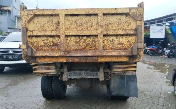 MITSUBISHI  FE  75 SHDX