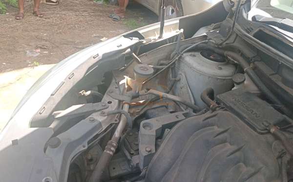 NISSAN  GRAND LIVINA  1.5 SV