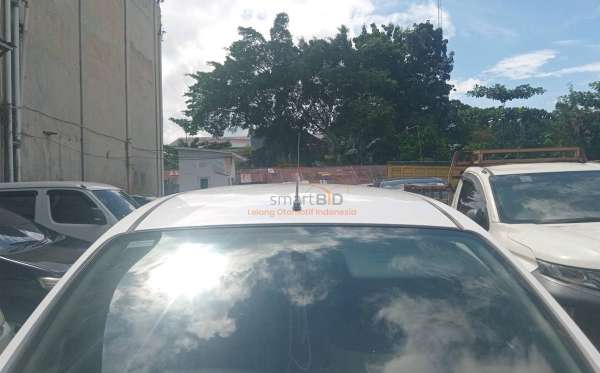 NISSAN  GRAND LIVINA  1.5 SV