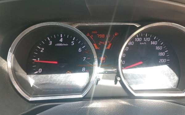 NISSAN  GRAND LIVINA  1.5 SV