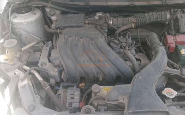 NISSAN  GRAND LIVINA  1.5 SV