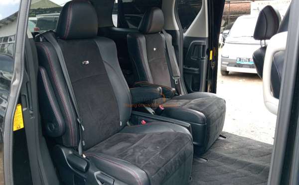 TOYOTA ALPHARD S 2.4