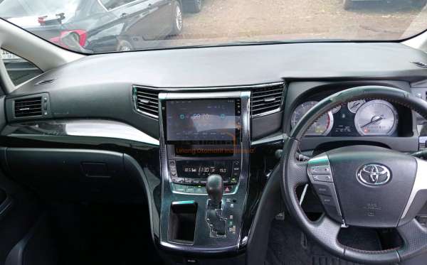 TOYOTA ALPHARD S 2.4