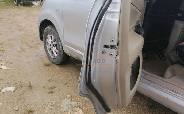 TOYOTA  AVANZA  1.3 G