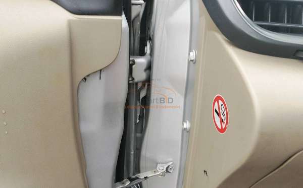 TOYOTA  AVANZA  1.3 G