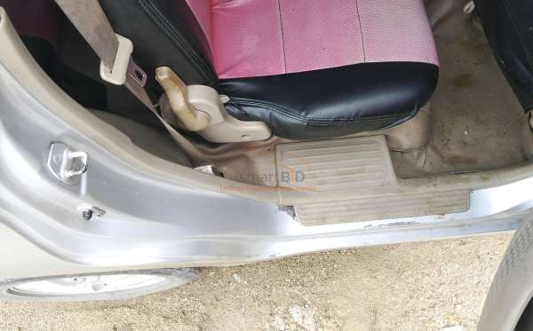 TOYOTA  AVANZA  1.3 G