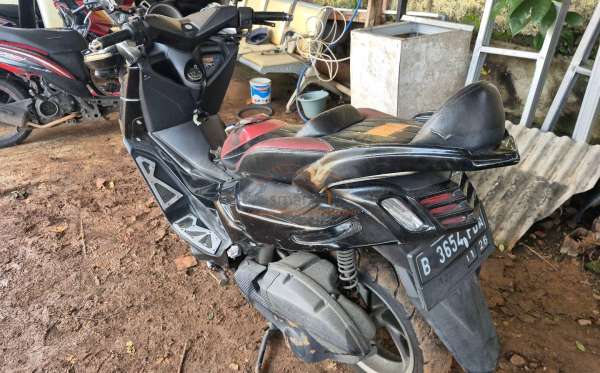 YAMAHA NMAX NON ABS