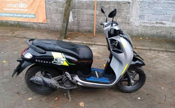 HONDA SCOOPY