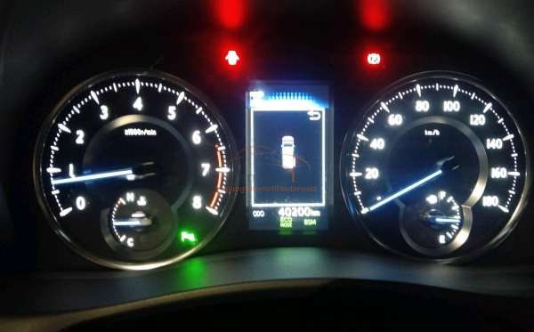 TOYOTA ALPHARD 2.5 G