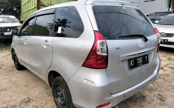 TOYOTA AVANZA