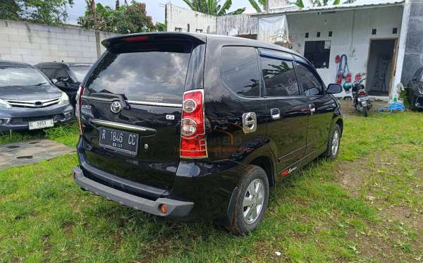 TOYOTA AVANZA 1.3 G