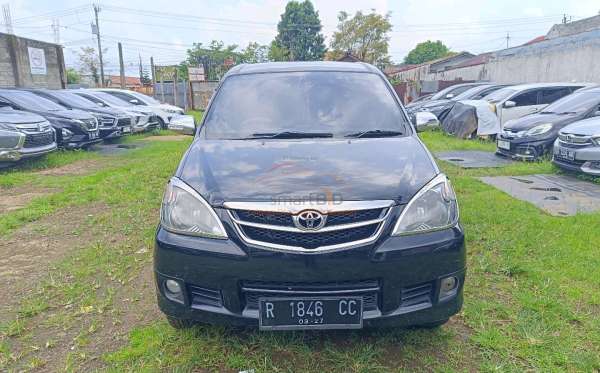 TOYOTA AVANZA 1.3 G