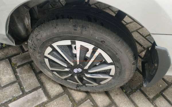 TOYOTA CALYA 1.2 G M/T