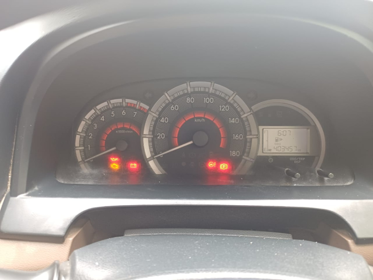 TOYOTA  AVANZA  1.3 G