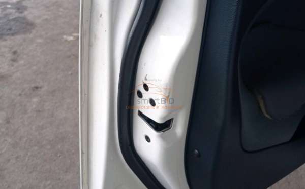 FORD FIESTA1.6L AT S